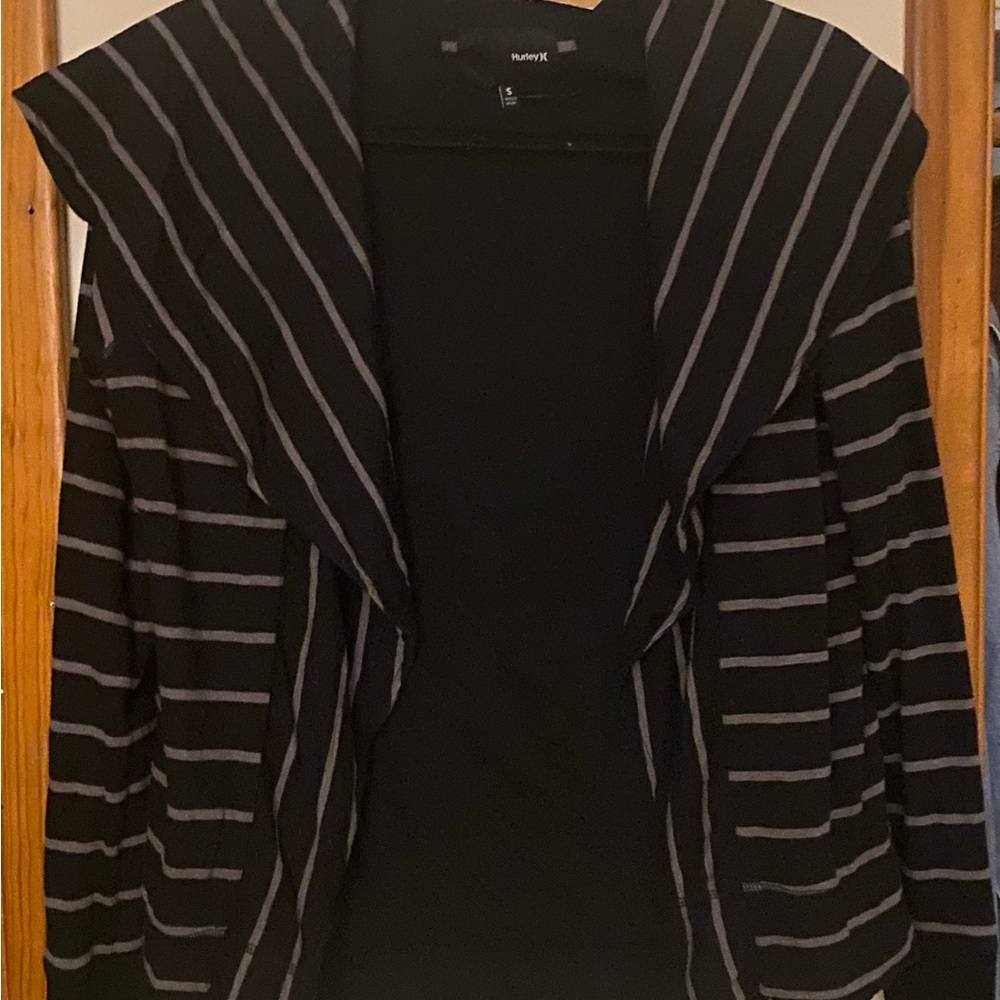 HURLEY STRIPED SWEATER